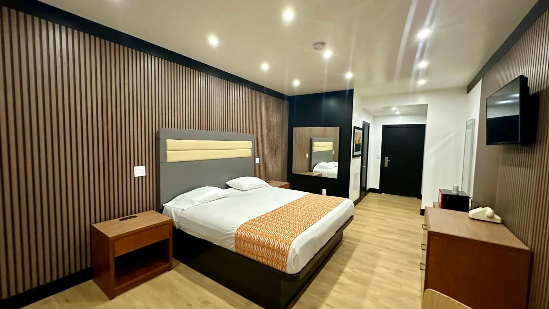 4 Smart 3-Star Hotels Near Heritage Park Worth Booking